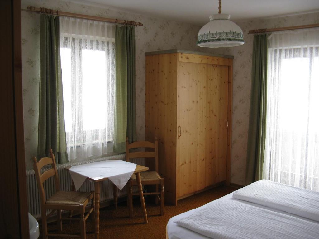 Ferienwohnung Haus Pfarrkirchner Mauterndorf  Zimmer foto